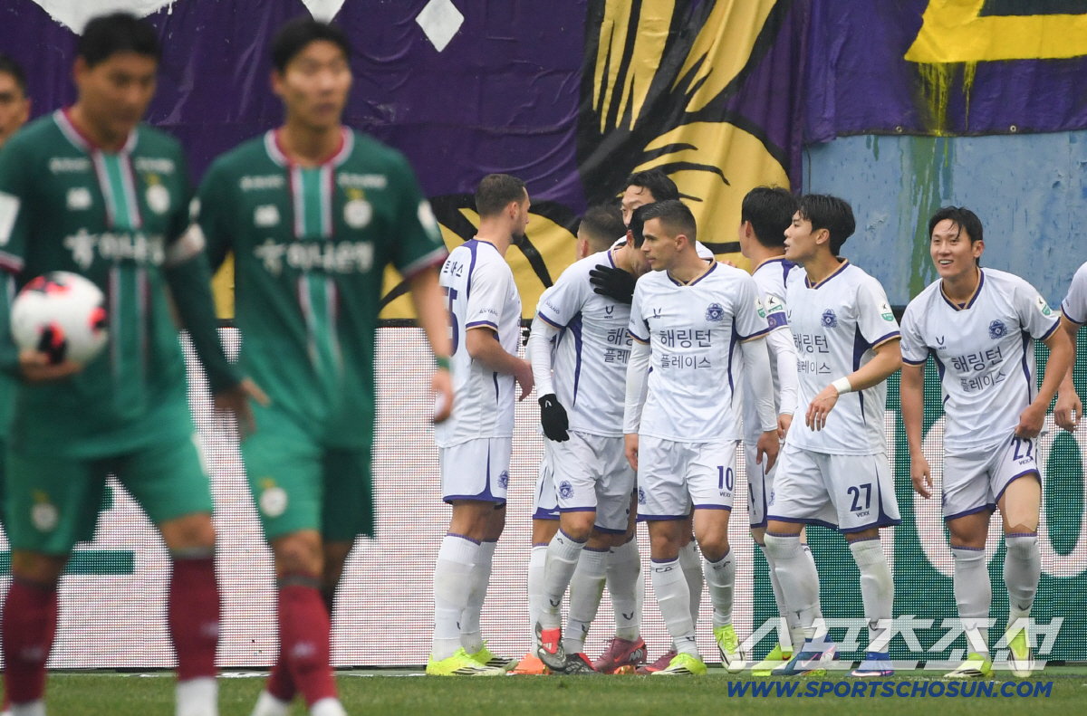 [포토] 안양 마테우스 동점골