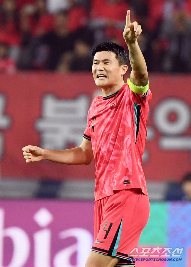 獨 언론 대서특필! ‘3옵션 김민재’ 말이 되나…”세상에서 KIM 가장 잘 쓰는 감독” 세리에A 복귀 구애 시작, “유벤투스 선호할 것”